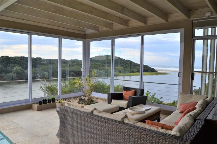 3 Bedroom Property for Sale in Bonza Bay Eastern Cape